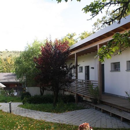 Zimmervermietung Am Habsberg フェルブルク エクステリア 写真